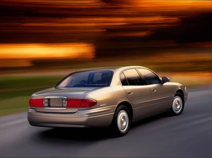  Buick LeSabre 2000 года  (фото 5 из 35)